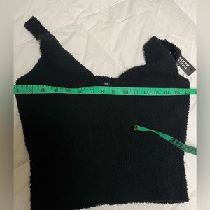 Medium black tank crop fluffy new with tag